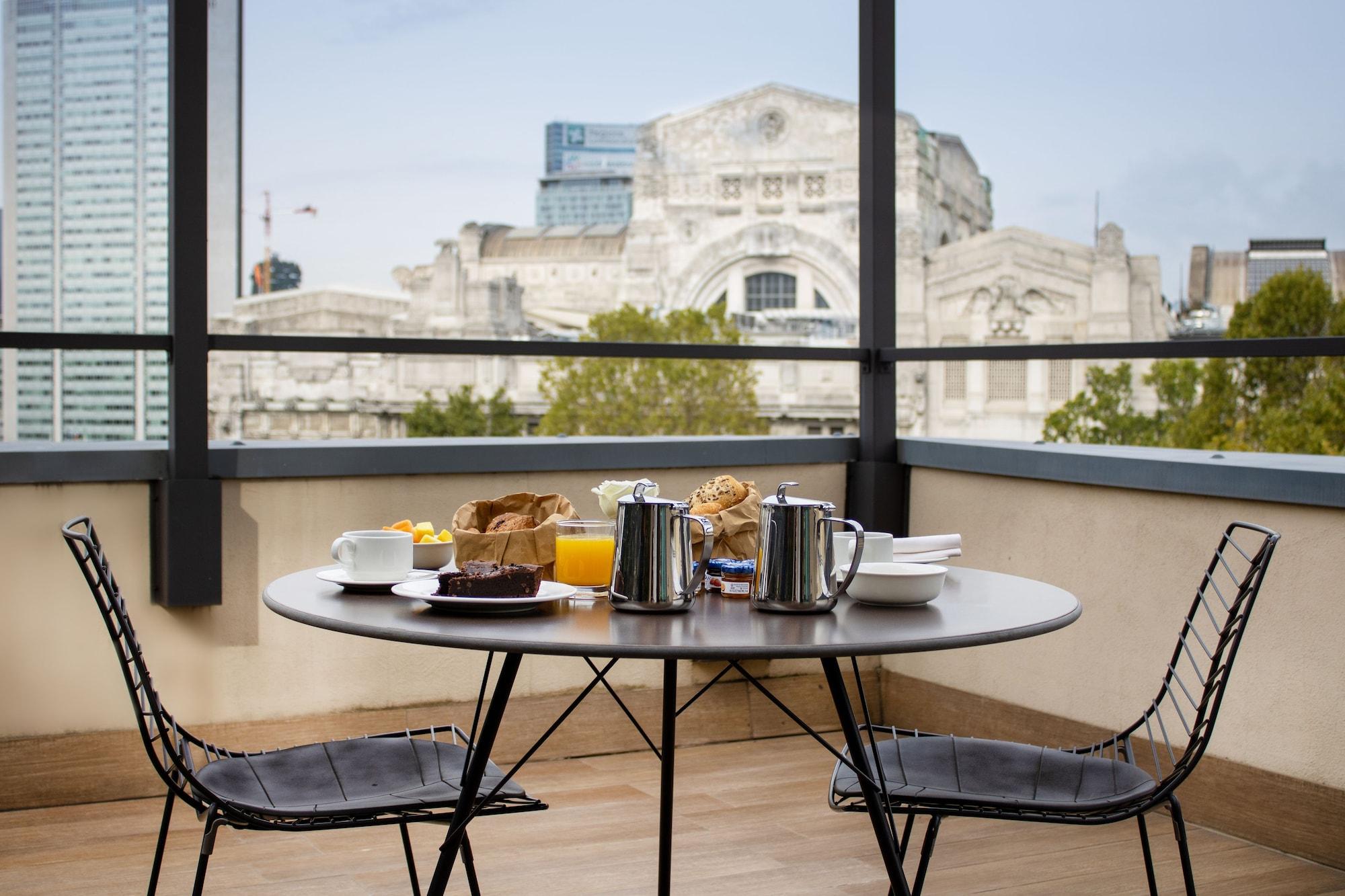 Starhotels Echo 4* Milano
